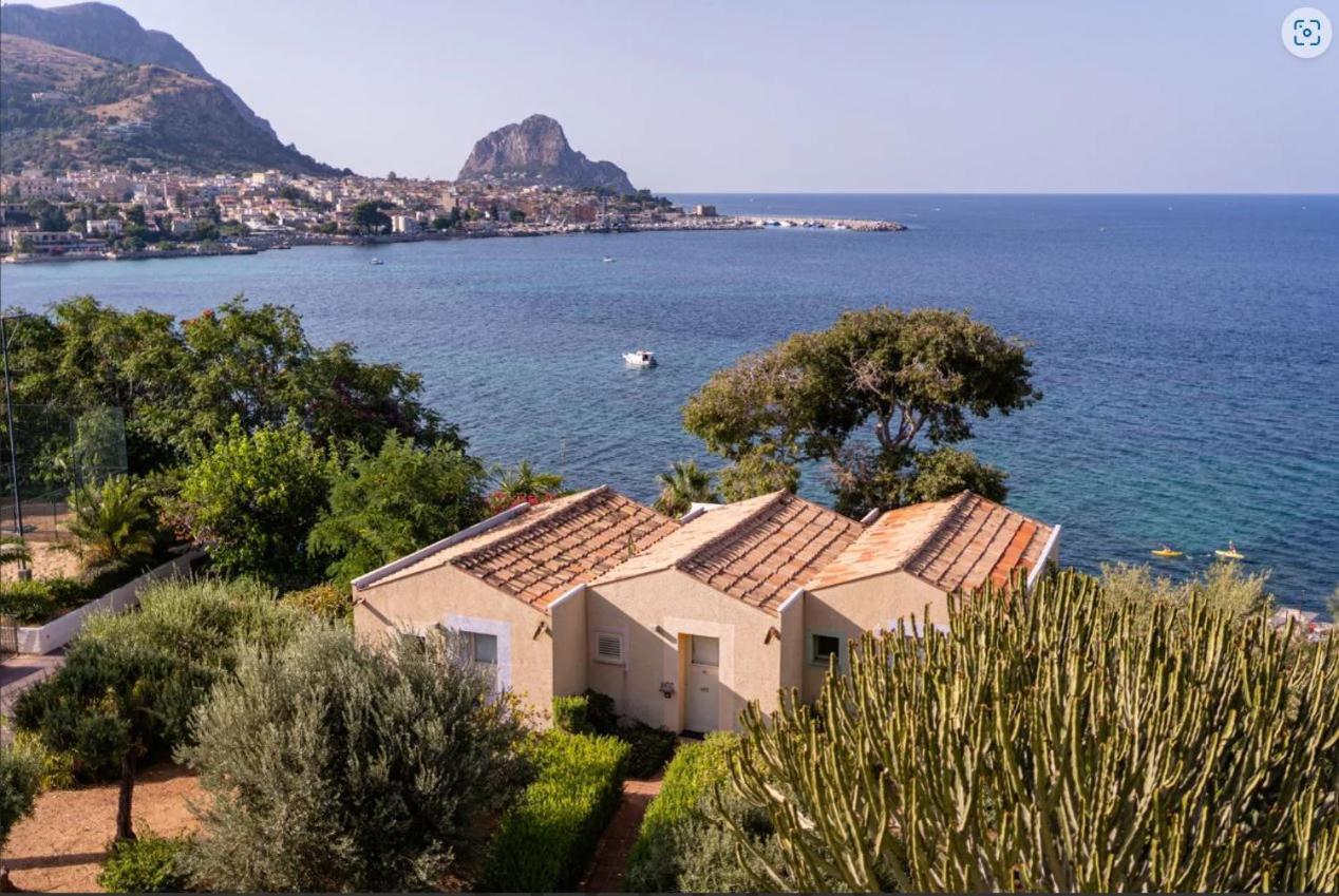 Domina Zagarella Sicily Aparthotel Santa Flavia Esterno foto